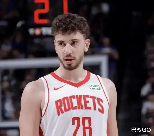 爱配投资 两连败! 杜兰特37+3, 申京18中5, 谢泼德倒数第一, 火箭需要控卫